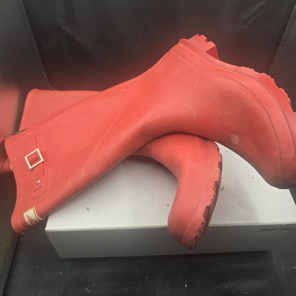 Forever Young Red Winter &‎ Rain Boots